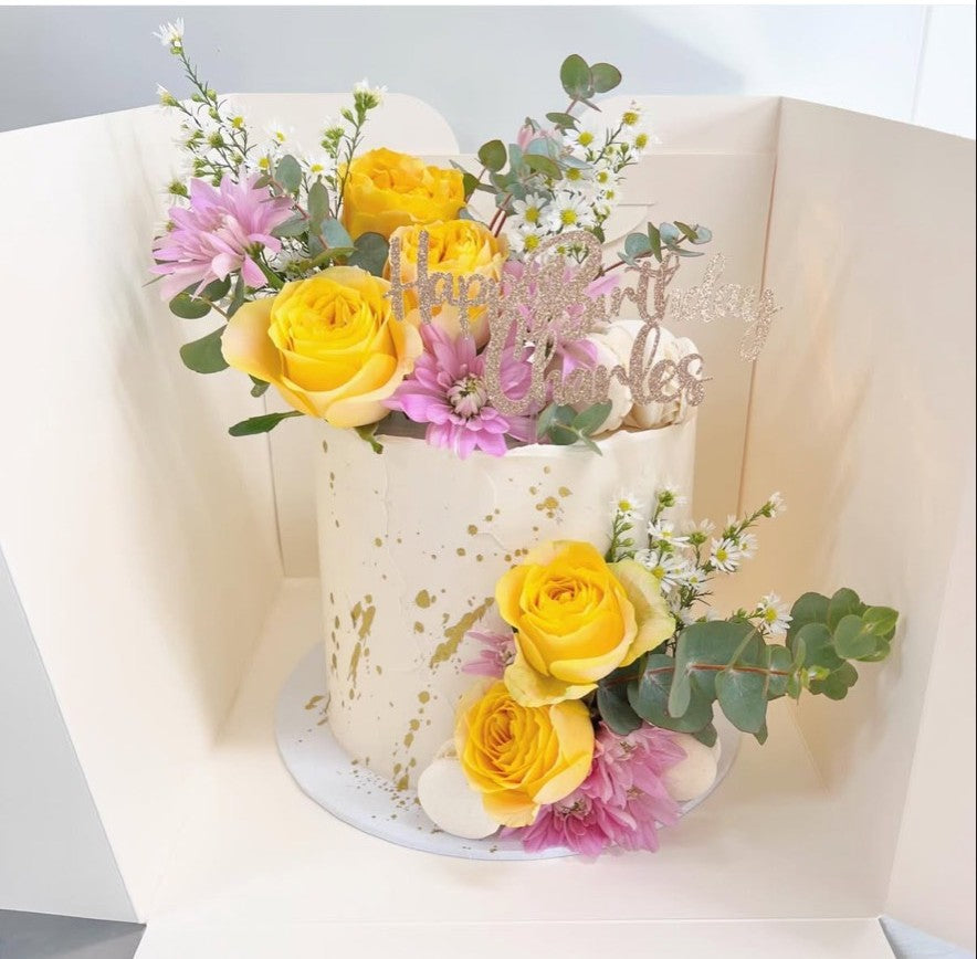 Fresh Flowers Cake (Seasonal)